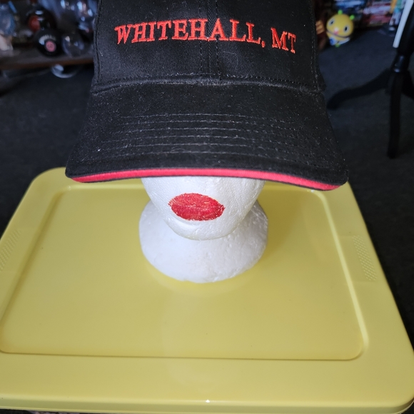 Hat - Picture 2 of 6